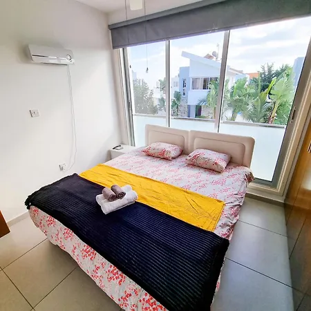 Villa With Private Pool And Bbq 17 *