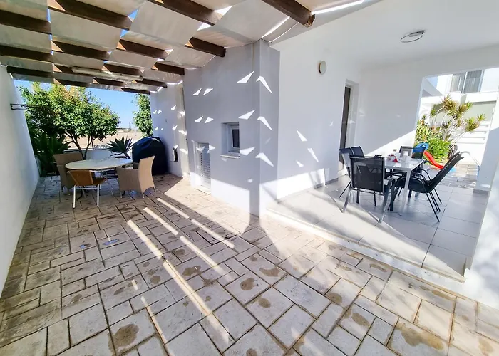 With Private Pool And Bbq 17 Villa *