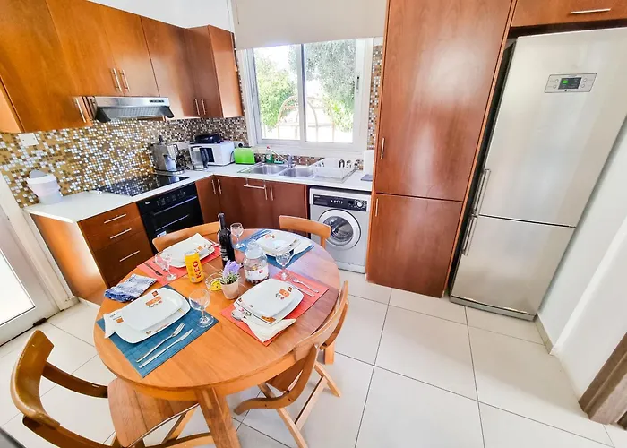 Villa With Private Pool And Bbq 17 Perivolia